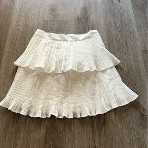 lulus white perfect delight pleated tiered ruffle mini skirt size medium NEW